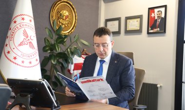 Dr. Hakan Usta, Sağlık Bakanlığı Kamu Hastaneleri Genel Müdürü Olarak Görevine Başladı